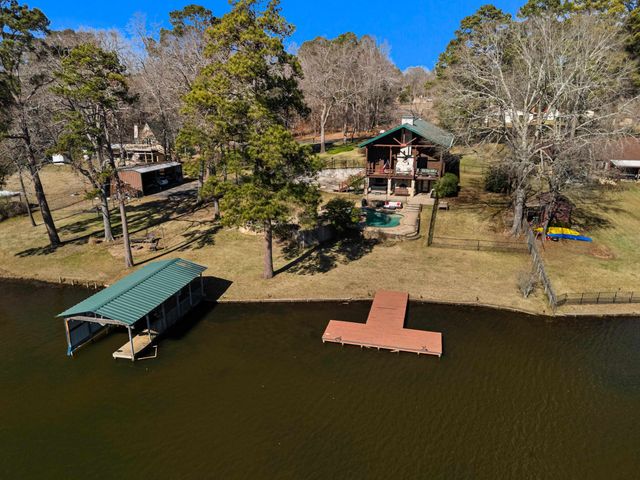 301 Dolores, Marshall, TX 75672