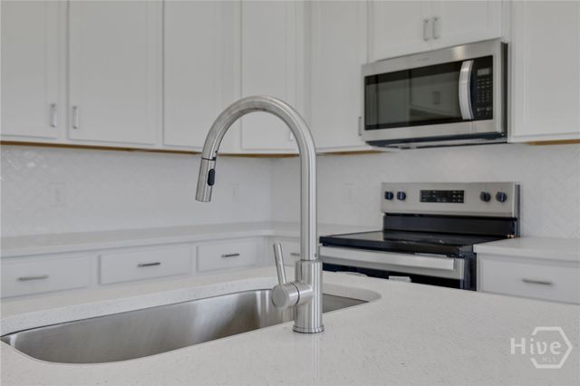 131 Wilderness Road, Savannah, GA 31302