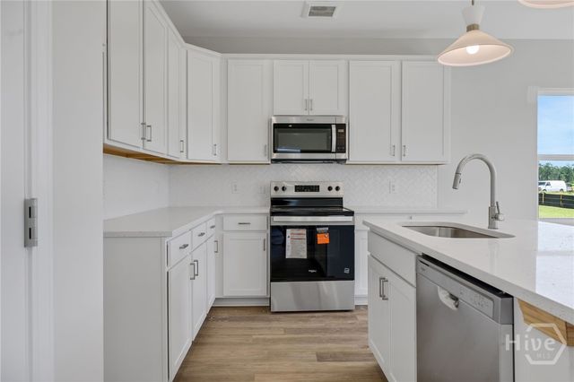 131 Wilderness Road, Savannah, GA 31302