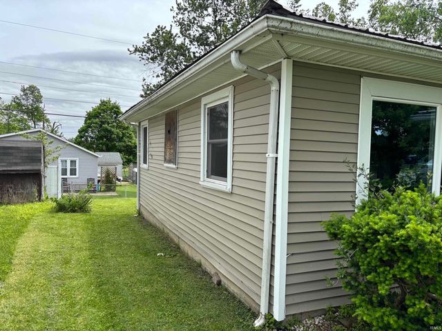 505 S Poplar Street, Hartford City, IN 47348