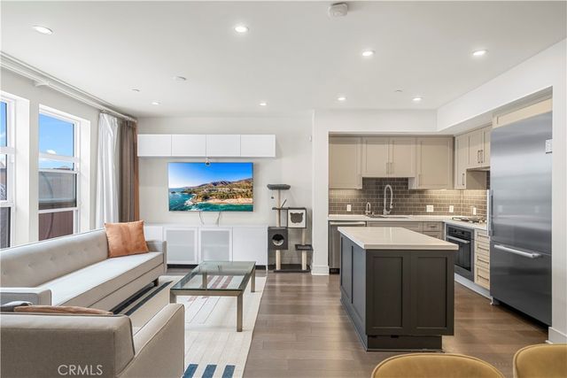820 Mission 106, South Pasadena, CA 91030