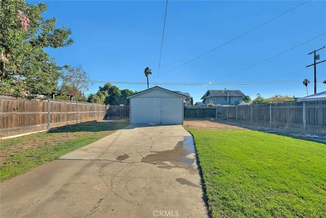 656 E Columbia, Pomona, CA 91767