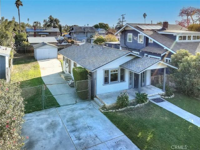 656 E Columbia, Pomona, CA 91767