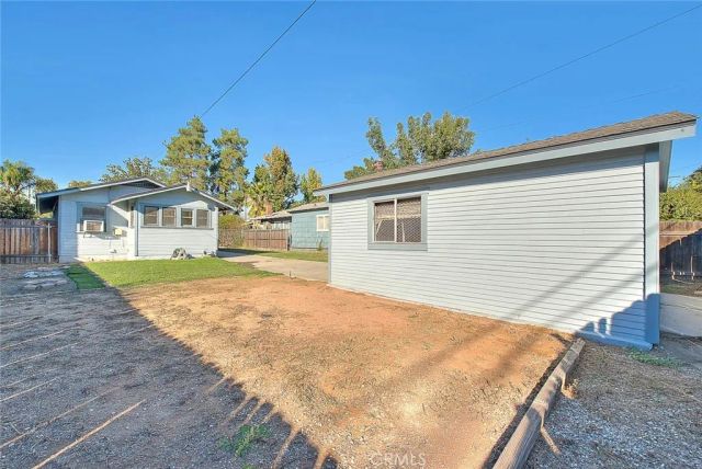 656 E Columbia, Pomona, CA 91767