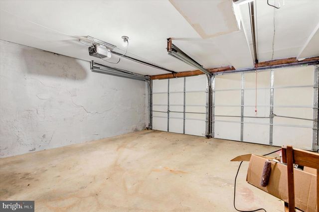 8254 RODNEY ST, Philadelphia, PA 19150