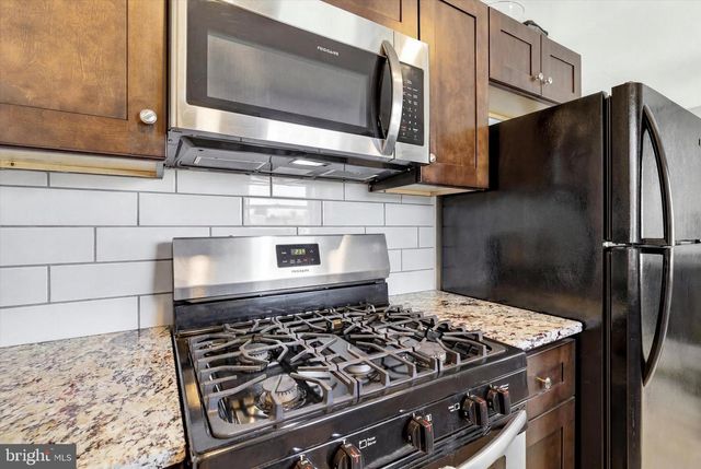 8254 RODNEY ST, Philadelphia, PA 19150