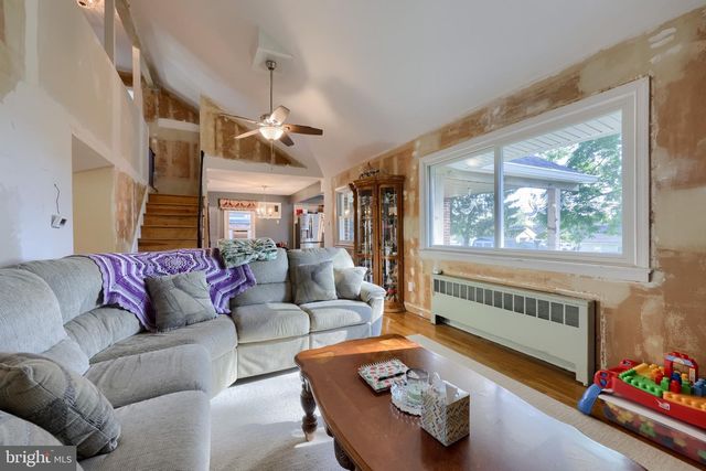 105 RADCLIFFE, Reading, PA 19609