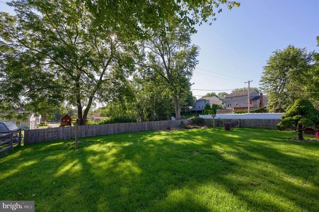 105 RADCLIFFE, Reading, PA 19609