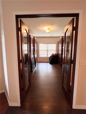 1 Yarty Lane, Bella Vista, AR 72715