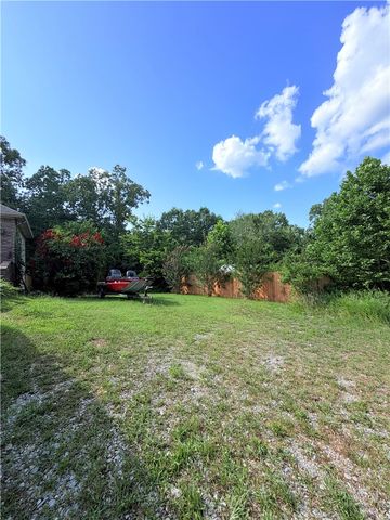 1 Yarty Lane, Bella Vista, AR 72715