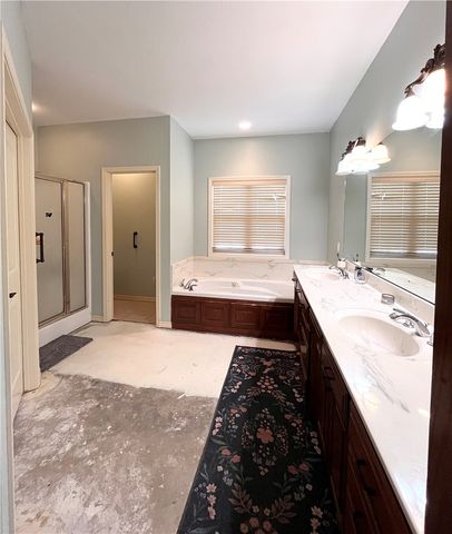 1 Yarty Lane, Bella Vista, AR 72715