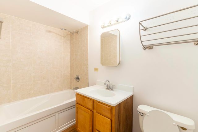 6255 S Mason Street 1C, Chicago, IL 60638