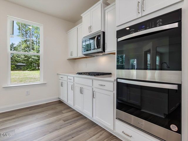 129 Celtic Lane, Lillington, NC 27546