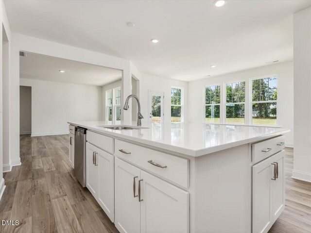 129 Celtic Lane, Lillington, NC 27546