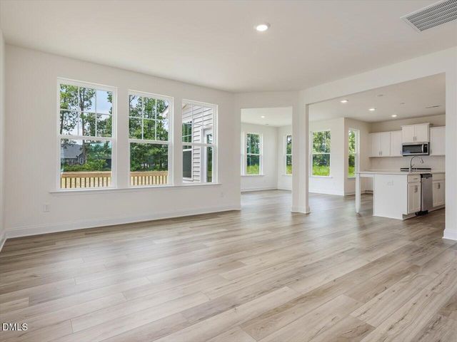 129 Celtic Lane, Lillington, NC 27546