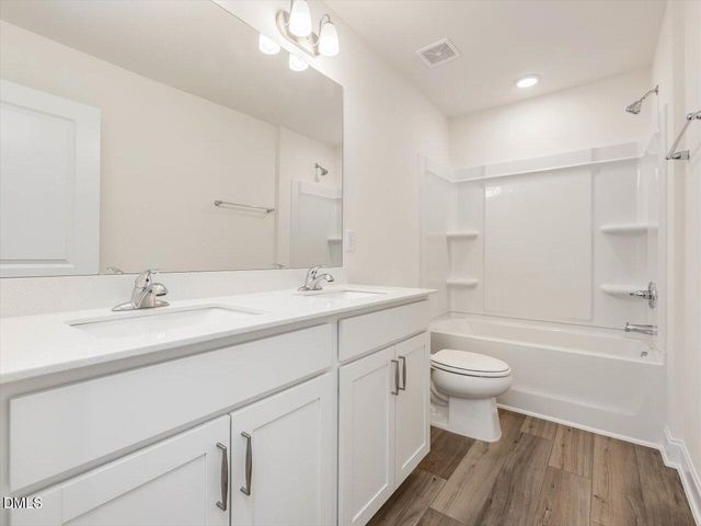 129 Celtic Lane, Lillington, NC 27546