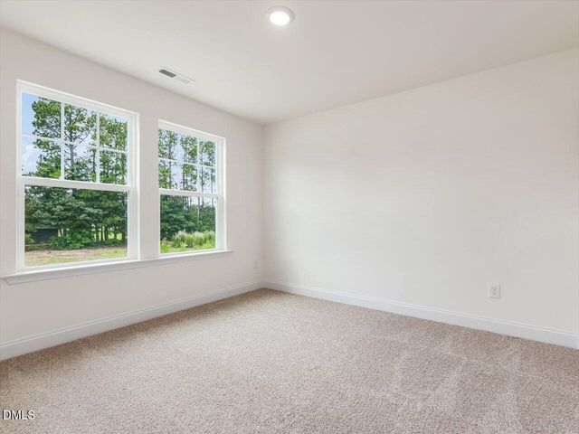 129 Celtic Lane, Lillington, NC 27546