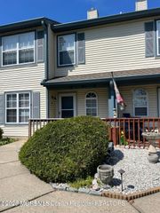 3 Shearwater Hollow Road, Bayville, NJ 08721