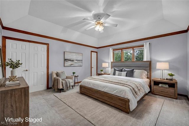 342 Woodbridge Glen, Richmond Heights, OH 44143