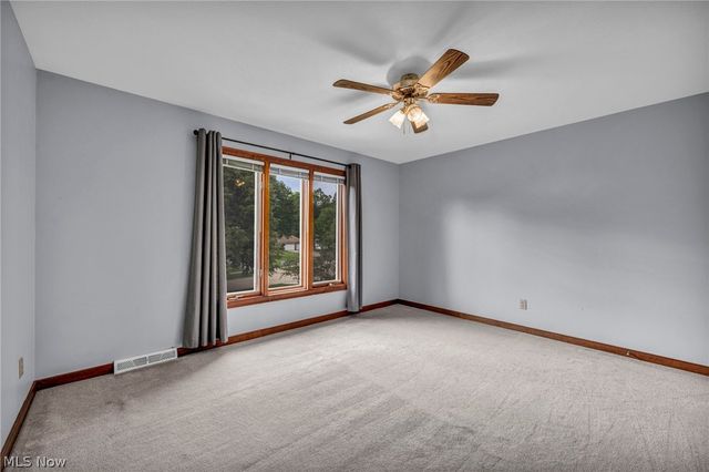 342 Woodbridge Glen, Richmond Heights, OH 44143