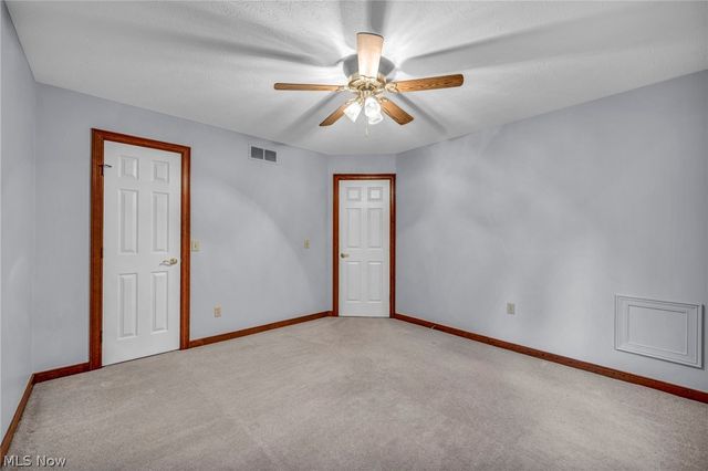 342 Woodbridge Glen, Richmond Heights, OH 44143