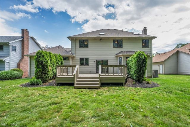 342 Woodbridge Glen, Richmond Heights, OH 44143