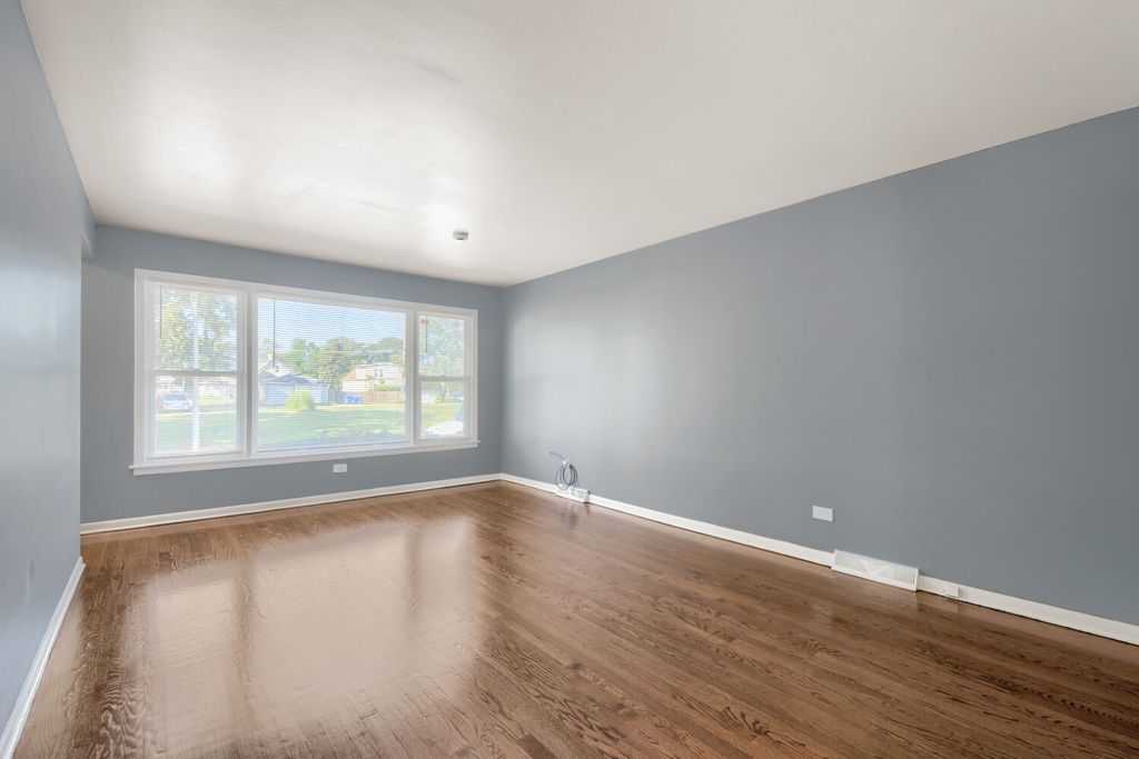 323 154th Place, Calumet City, IL 60409 — photo 3