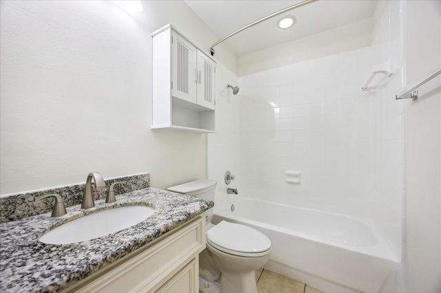 1008 Marconi Street A, Houston, TX 77019