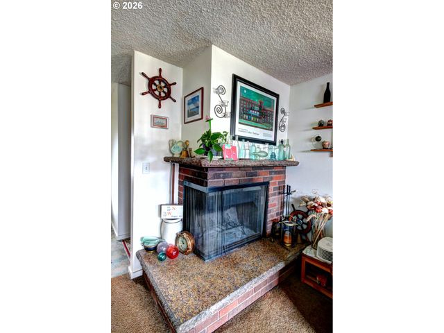 1715 Se 5TH St, Gresham, OR 97080