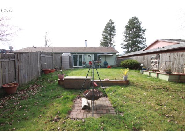 1715 Se 5TH St, Gresham, OR 97080