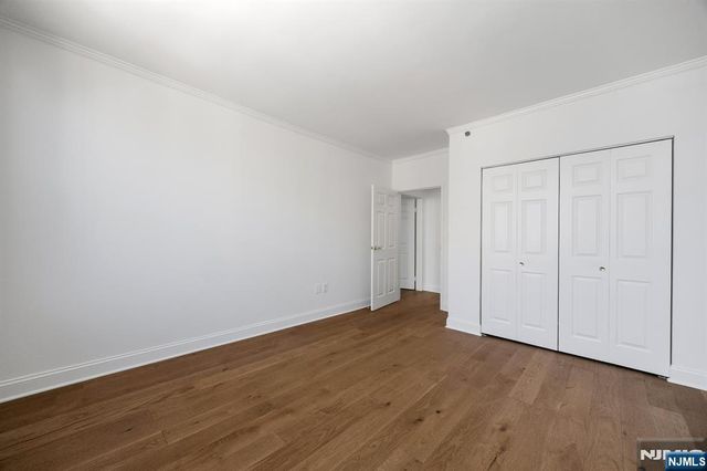 2 Constitution Court 1001, Hoboken, NJ 07030