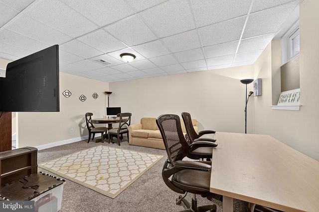 109 GLACIER DR, Berlin, NJ 08009