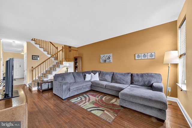 109 GLACIER DR, Berlin, NJ 08009