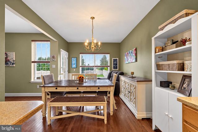 109 GLACIER DR, Berlin, NJ 08009