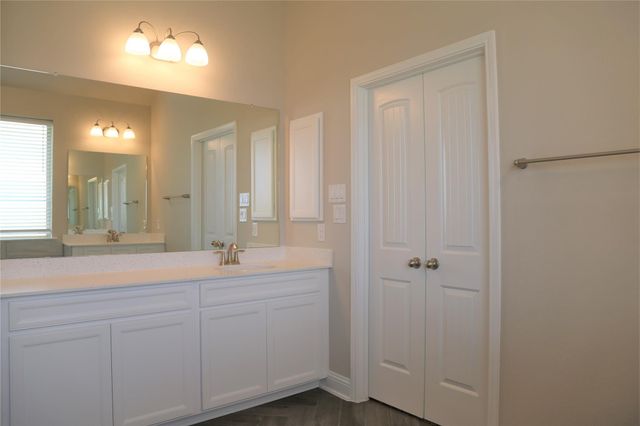 19102 Falkenstein Castle Way, Cypress, TX 77433