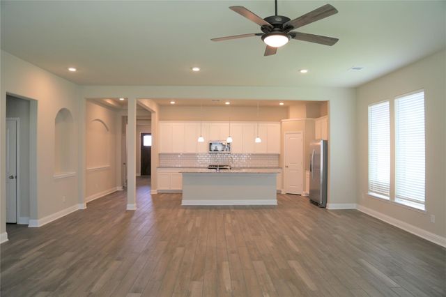 19102 Falkenstein Castle Way, Cypress, TX 77433
