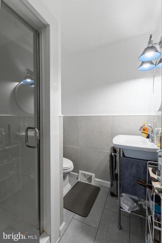 8112 GILBERT ST, Philadelphia, PA 19150