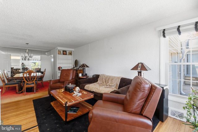 8112 GILBERT ST, Philadelphia, PA 19150