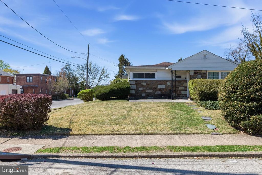 8112 GILBERT ST, Philadelphia, PA 19150