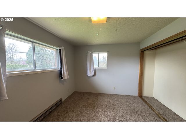 27245 Se ORIENT Dr, Gresham, OR 97080
