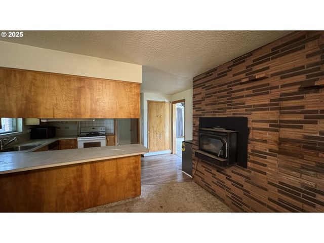 27245 Se ORIENT Dr, Gresham, OR 97080