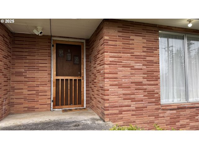 27245 Se ORIENT Dr, Gresham, OR 97080