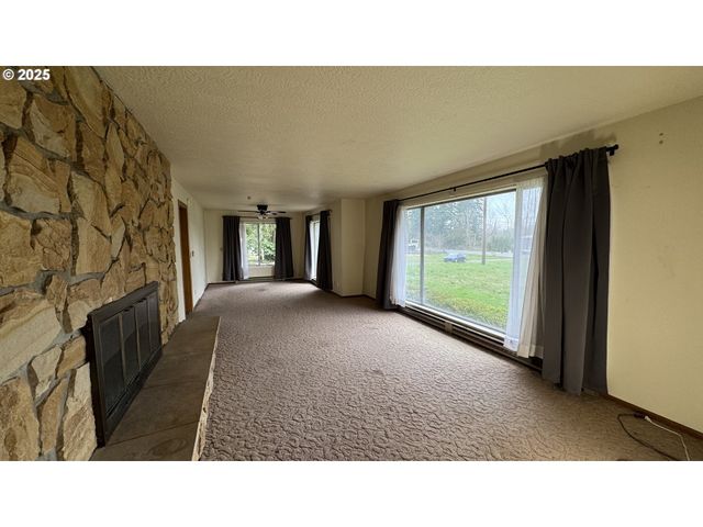 27245 Se ORIENT Dr, Gresham, OR 97080