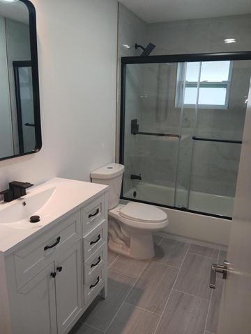 1590 SW 14th Avenue, Boynton Beach, FL 33426