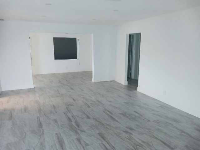 1590 SW 14th Avenue, Boynton Beach, FL 33426