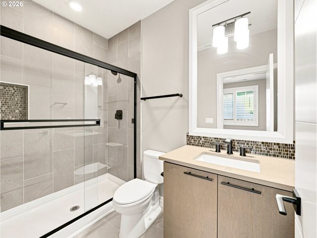 12100 Sw 173RD Ter, Beaverton, OR 97007