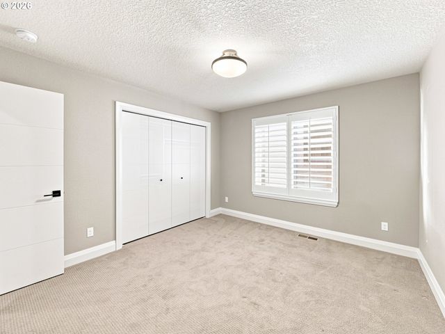 12100 Sw 173RD Ter, Beaverton, OR 97007