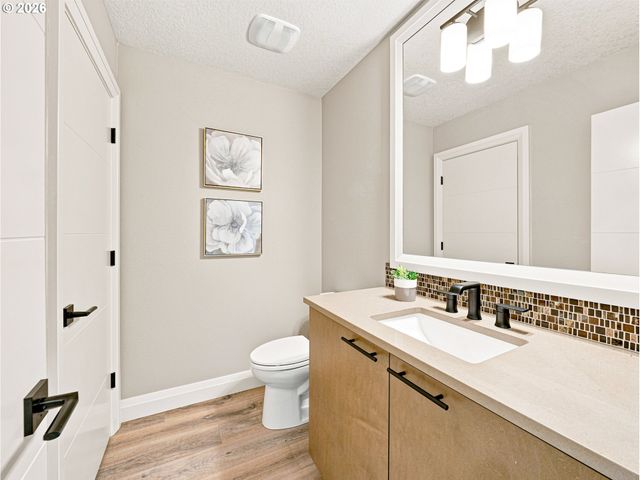 12100 Sw 173RD Ter, Beaverton, OR 97007