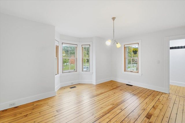 241 Loomis Street, Burlington, VT 05401