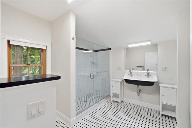 241 Loomis Street, Burlington, VT 05401